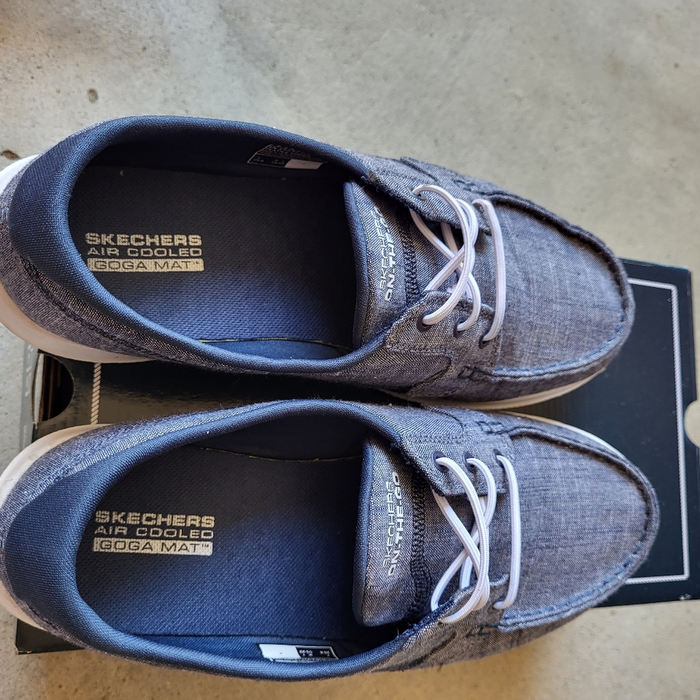 Skechers boat shoes